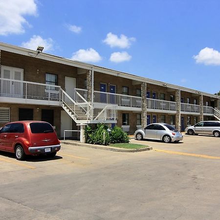 Motel 6 Austin, Tx - Central Downtown Ut Zewnętrze zdjęcie